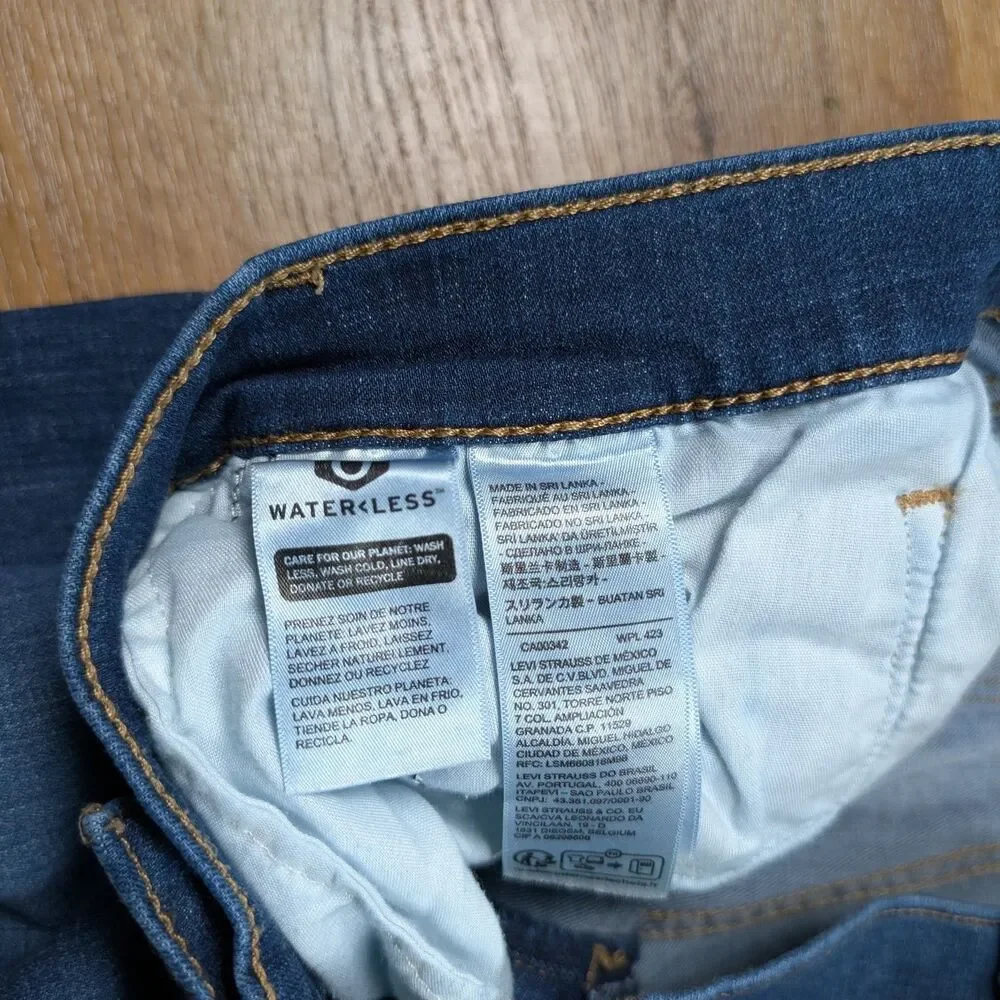 Levis Classic Bootcut Jeans Womens 16W Blue Mid Rise Dark Wash Stretch Denim